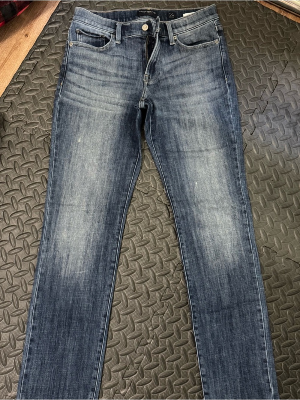 Lucky Brand Women's Boot Cut Jeans in Faded Blue Wash